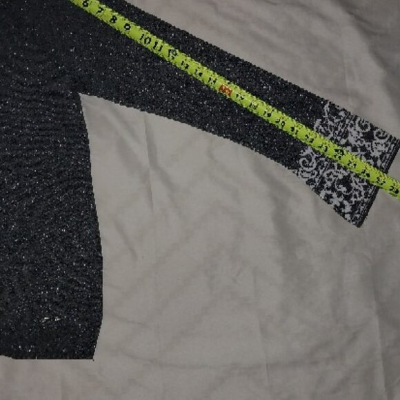 Anne Klein women's off-shoulder Glitter Sweater Sz M - Picture 5 of 6